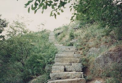 1995_Loyang_Grottoes_0004.jpg