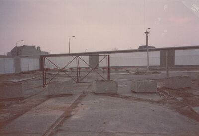 1988_East_Berlin_0010.jpg