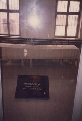 1987_Auschwitz_0011.jpg